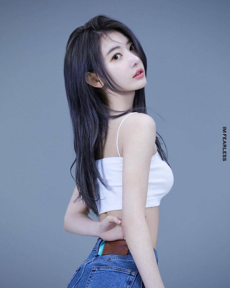 Instagram.com/le_sserafim